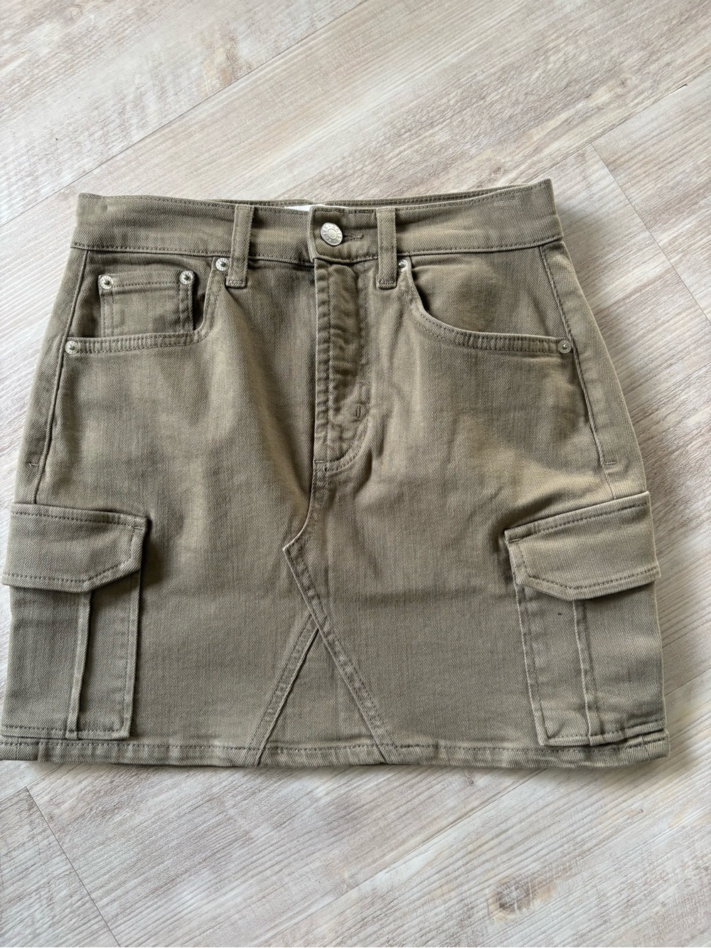 Rails Cargo Pocket Mini Skirt in Olive size 24